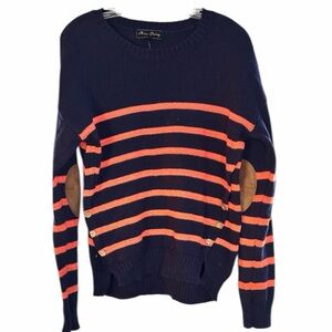 Miss Daisy - Women’s Crewneck Sweater - Size Medium - New Without Tags